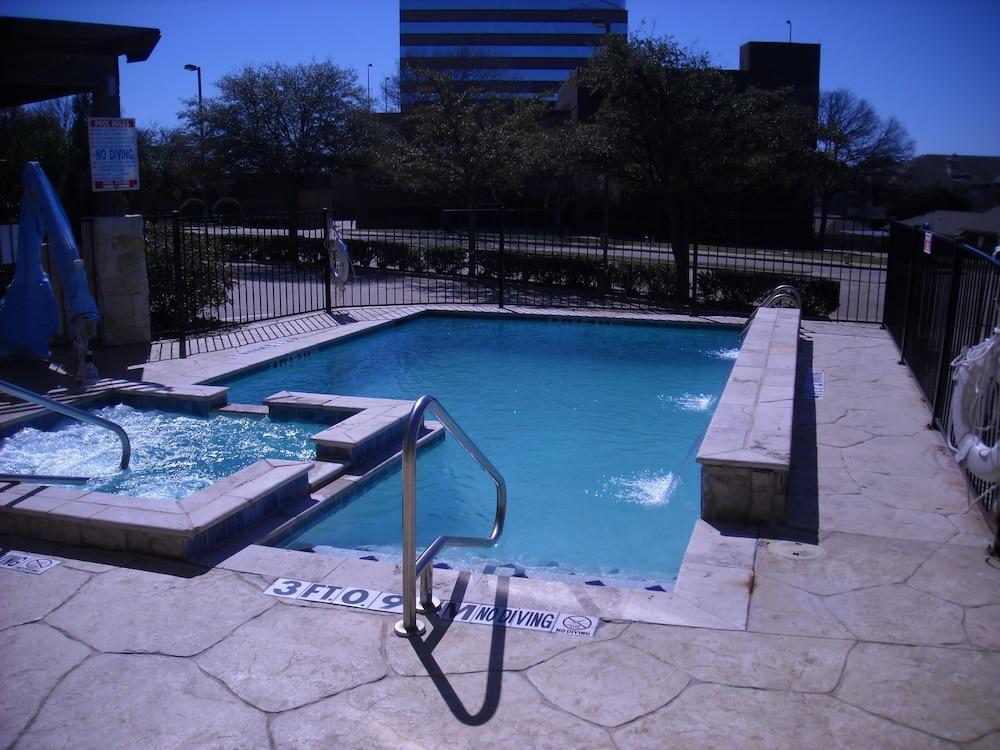 Holiday Inn Express & Suites - Dallas Park Central Northeast By Ihg Kültér fotó