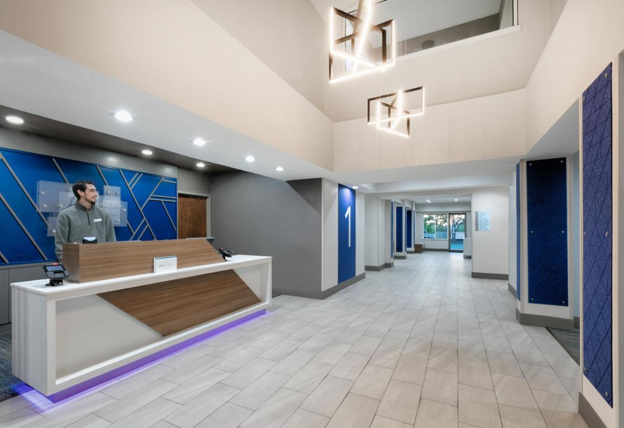 Holiday Inn Express & Suites - Dallas Park Central Northeast By Ihg Kültér fotó