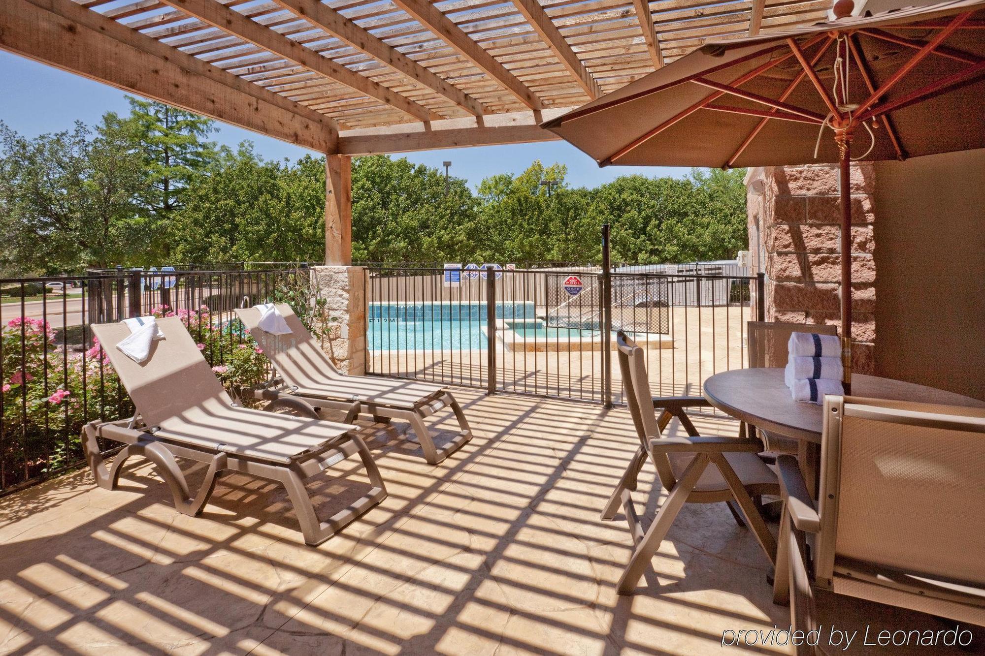 Holiday Inn Express & Suites - Dallas Park Central Northeast By Ihg Létesítmények fotó