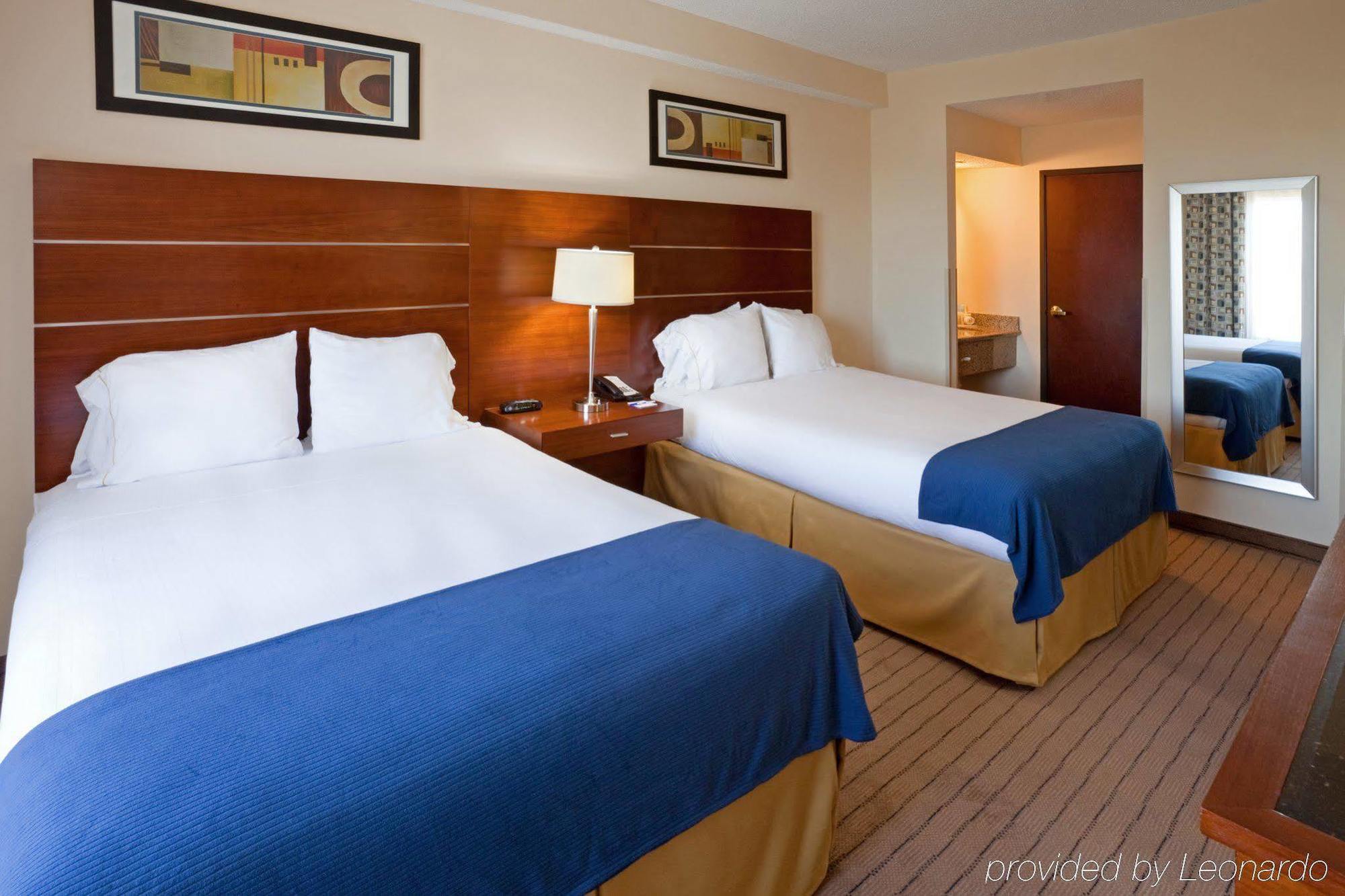 Holiday Inn Express & Suites - Dallas Park Central Northeast By Ihg Szoba fotó