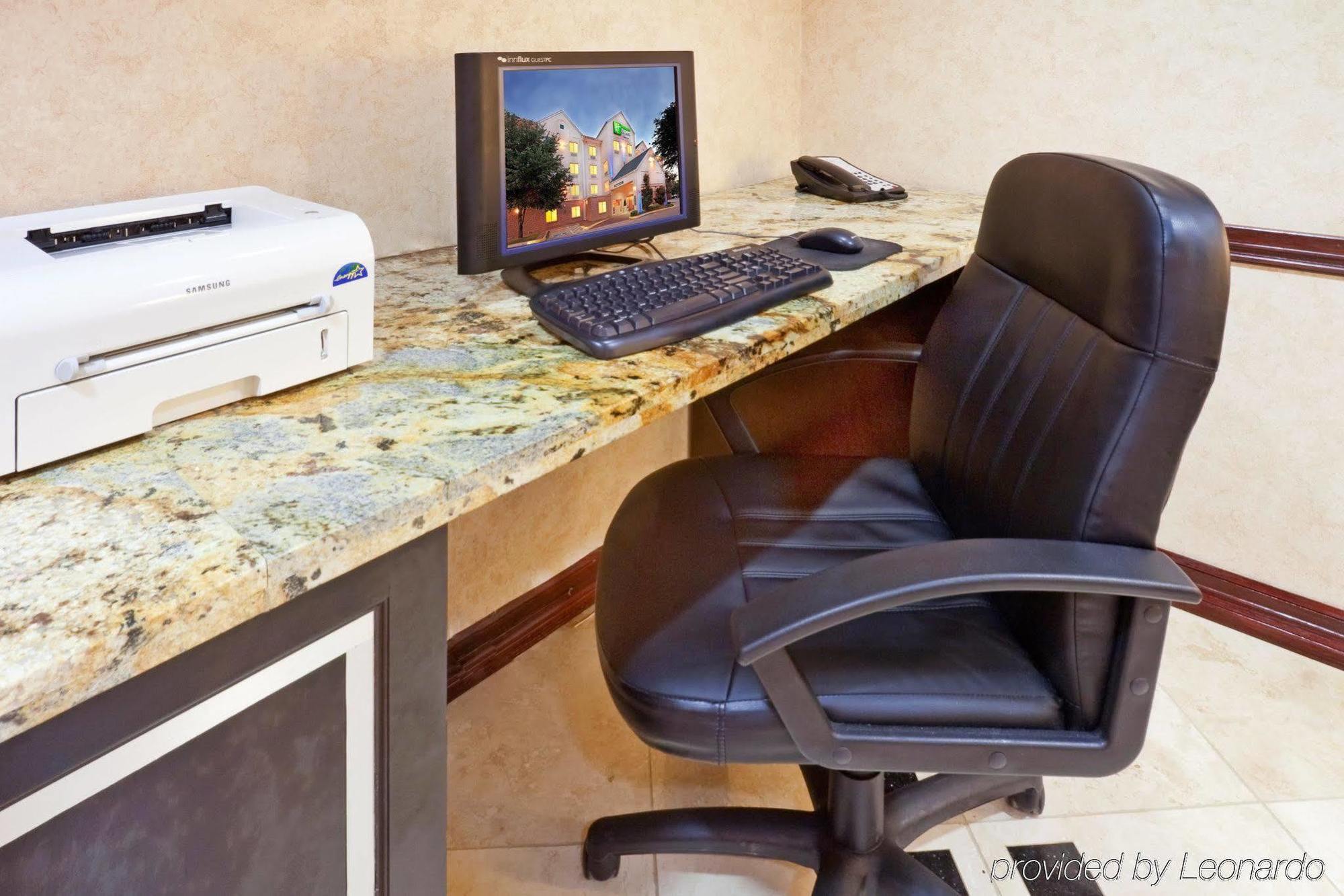 Holiday Inn Express & Suites - Dallas Park Central Northeast By Ihg Létesítmények fotó